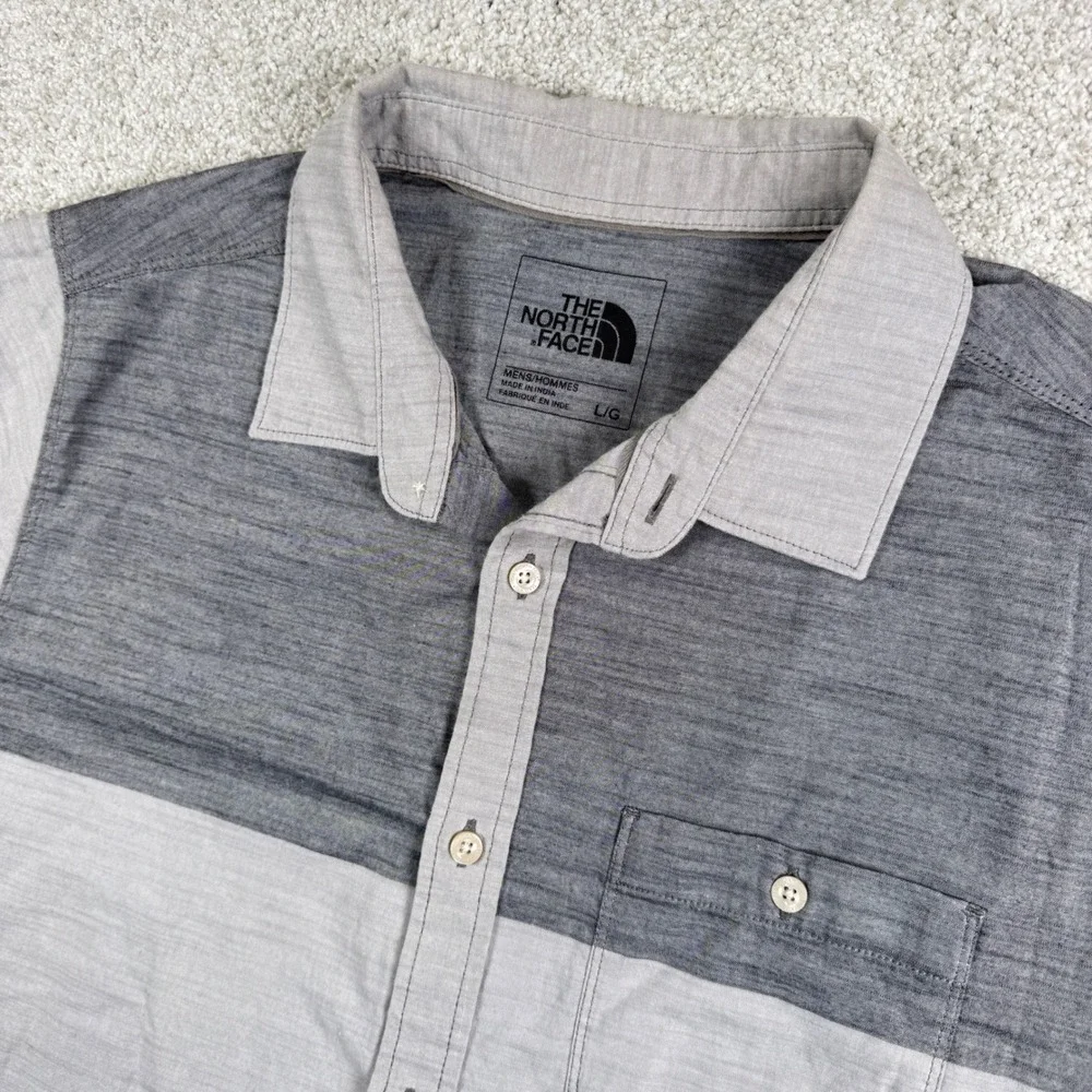 The North Face Button Down Mens Large‎ Grey Colorblock Short Sleeve Shirt